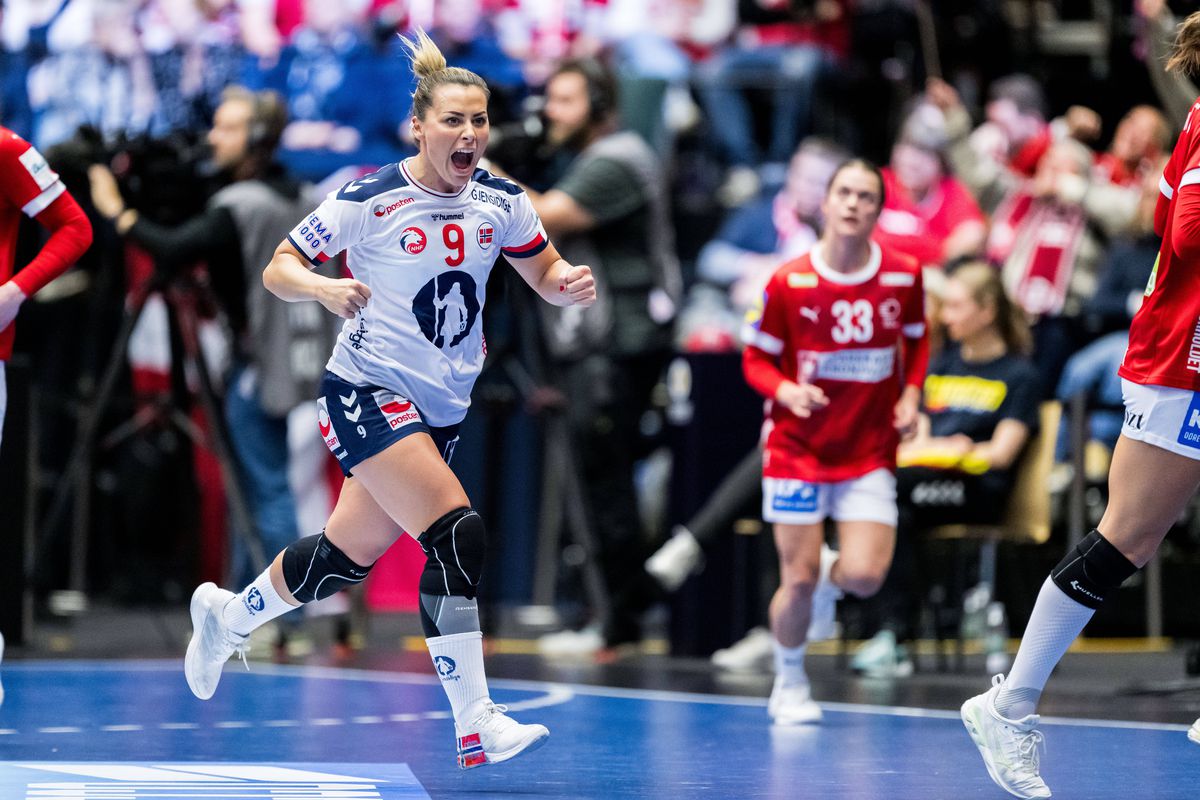 Cele mai spectaculoase imagini din semifinala Danemarca - Norvegia