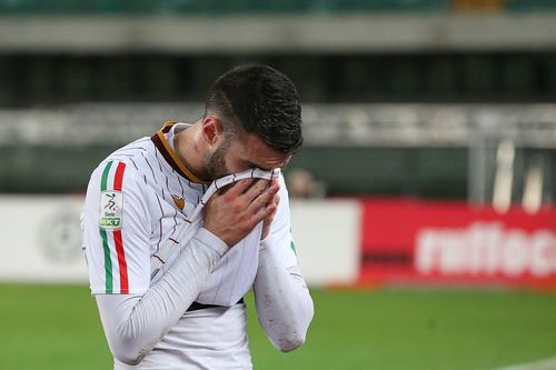 Simone Muratore, într-un meci în tricoul Reggianei din feburarie 2021 contra lui Chievo / Foto: Imago