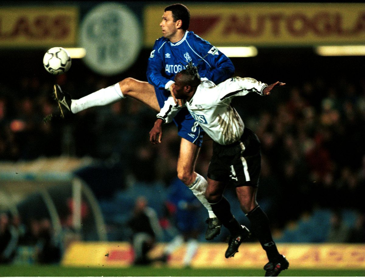 Mircea Lucescu, dezvăluiri despre episodul incredibil cu Taribo West: „M-a chemat la el în cameră, mi-a deschis o Biblie și asta mi-a spus”