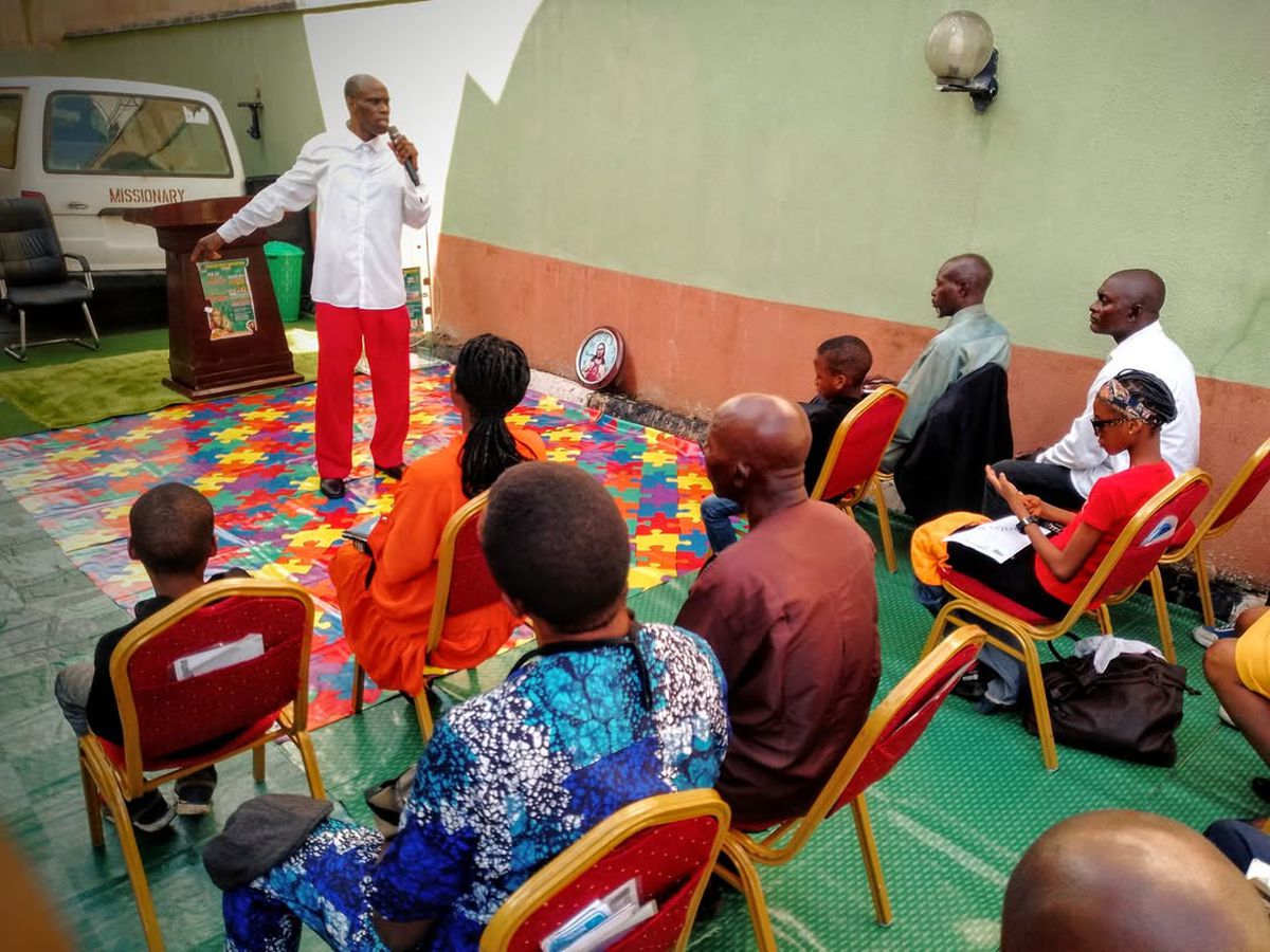 Mircea Lucescu, dezvăluiri despre episodul incredibil cu Taribo West: „M-a chemat la el în cameră, mi-a deschis o Biblie și asta mi-a spus”