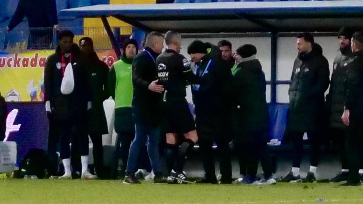 Dan Petrescu, de necontrolat în Unirea Slobozia - CFR Cluj » „Galben” în prima repriză, eliminat spre final!