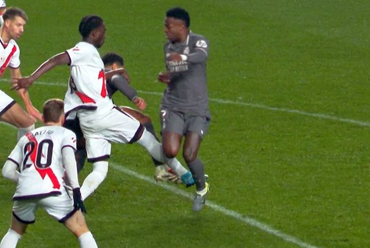 Vinicius a cerut penalty în Rayo Vallecano - Real Madrid