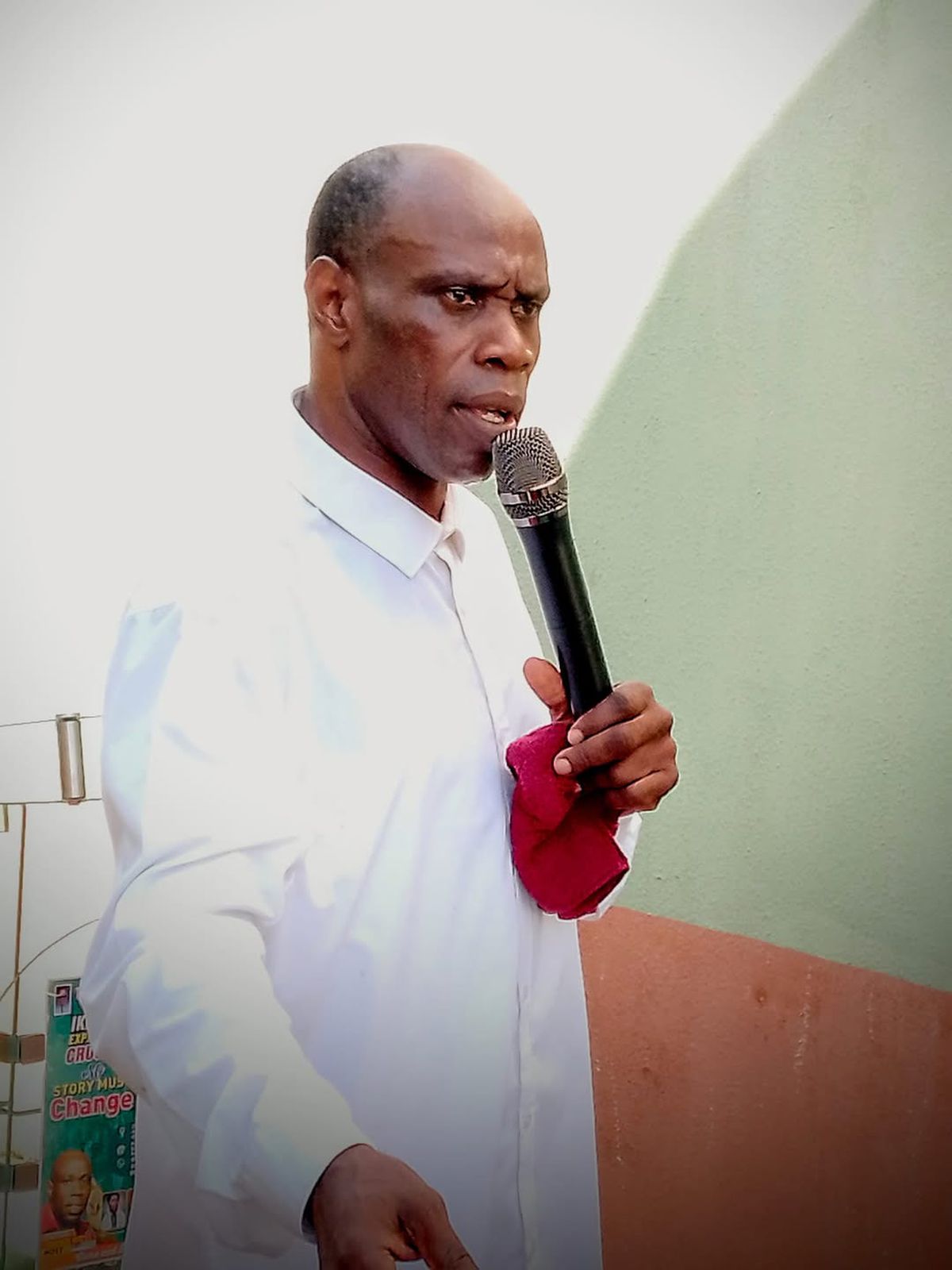 Mircea Lucescu, dezvăluiri despre episodul incredibil cu Taribo West: „M-a chemat la el în cameră, mi-a deschis o Biblie și asta mi-a spus”