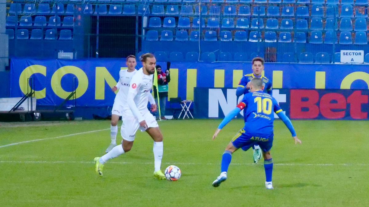 Căpitanul echipei din Liga 1 dezvăluie: „Am plecat în Germania, la curățenie. Banii erau puțini”