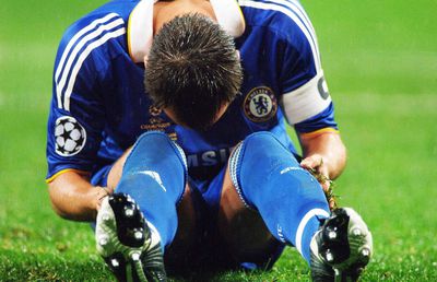 Dezvăluirea fostului internațional englez: „Mă uitam pe geam de la etajul 25 și mă întrebam «Ce ar fi dacă?...»”