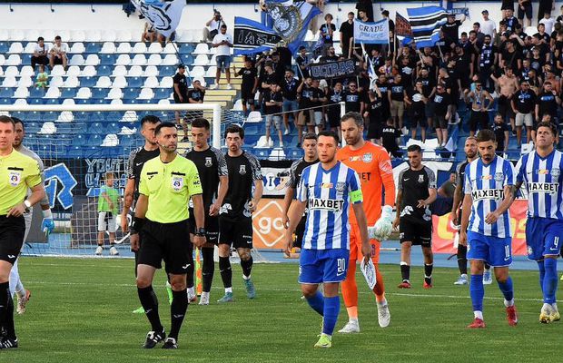 Revoluție la clubul de tradiție din Liga 2, după un sezon dezamăgitor » Patru străini dați afară