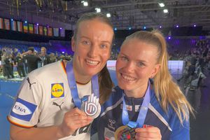 Acuze cu „perdea” » Singura echipă din Liga Florilor cu jucătoare în finala Mondialului de handbal a ieșit la atac