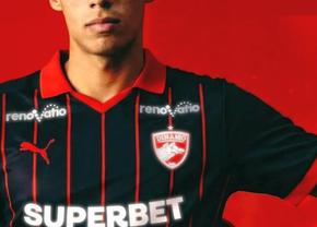 Dinamo și-a prezentat al patrulea rând de echipamente: „Păstrează legătura cu trecutul glorios al clubului”