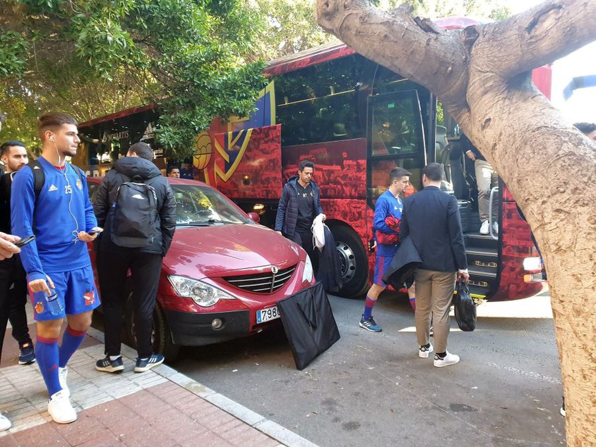 FCSB - FC BASEL // FOTO EXCLUSIV Scouteri din Germania la amicalul „roș-albaștrilor”: „Sunt mulți jucători interesanți”