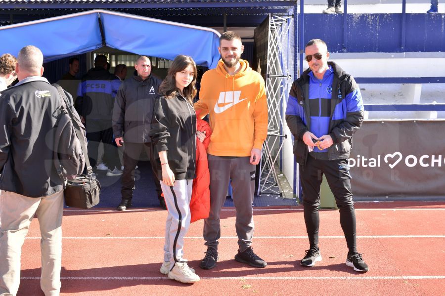 FCSB - FC BASEL // FOTO Surpriză în Spania! Teodora Stoica, surprinsă alături de iubitul său la meciul roș-albaștrilor