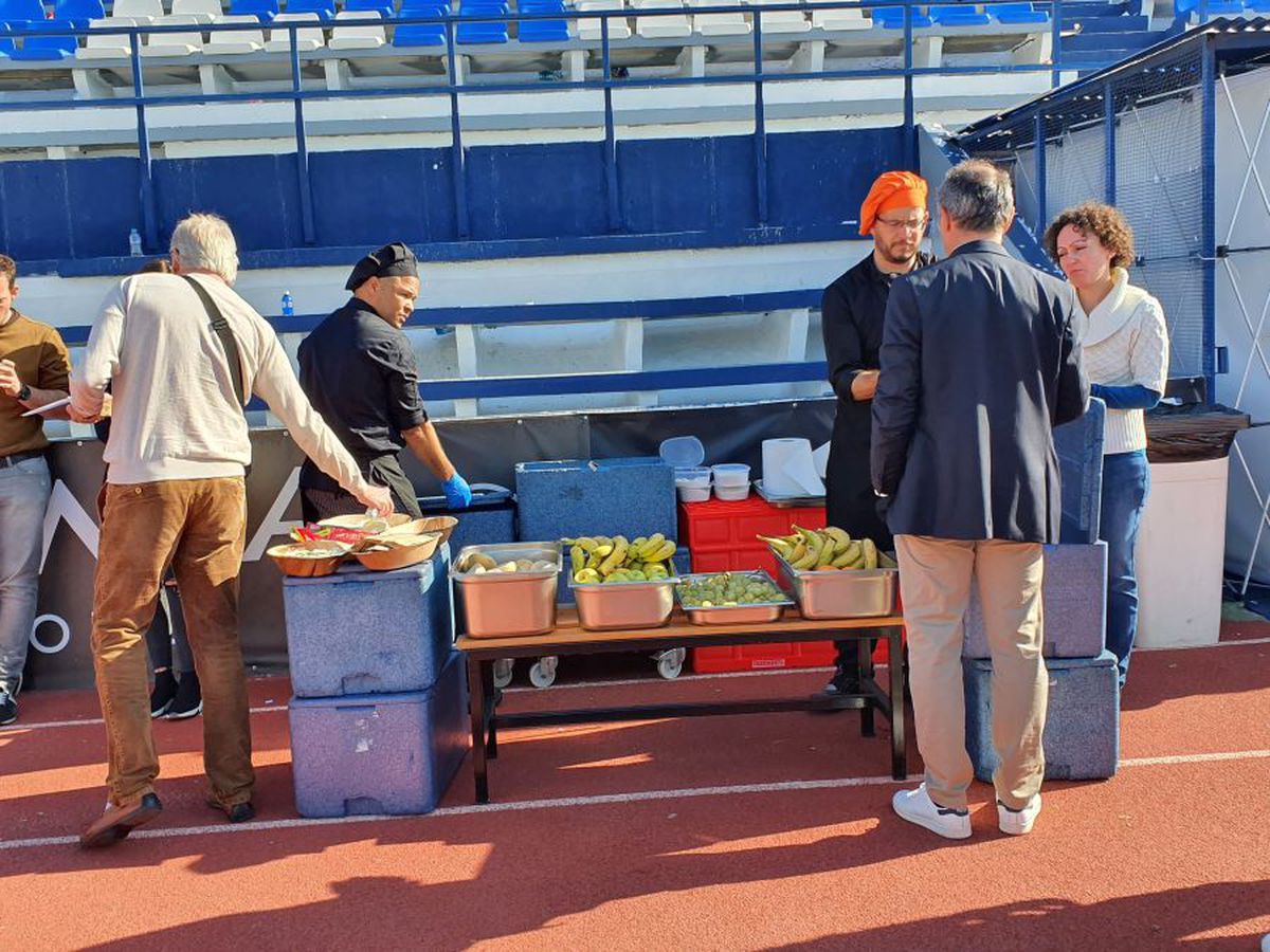 FCSB - BASEL 0-1 // VIDEO + FOTO Și-au instalat bucătaria pe teren! Secvențe inedite la finalul amicalului formației lui Bogdan Vintilă