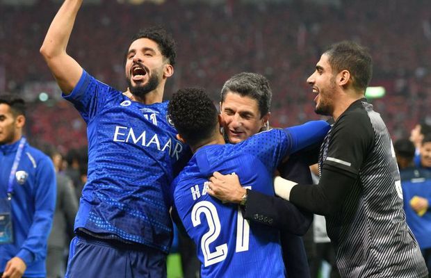 FIFA 20 // Răzvan Lucescu are un jucător în echipa săptămânii la FIFA Ultimate Team! Kun Aguero, vedeta etapei