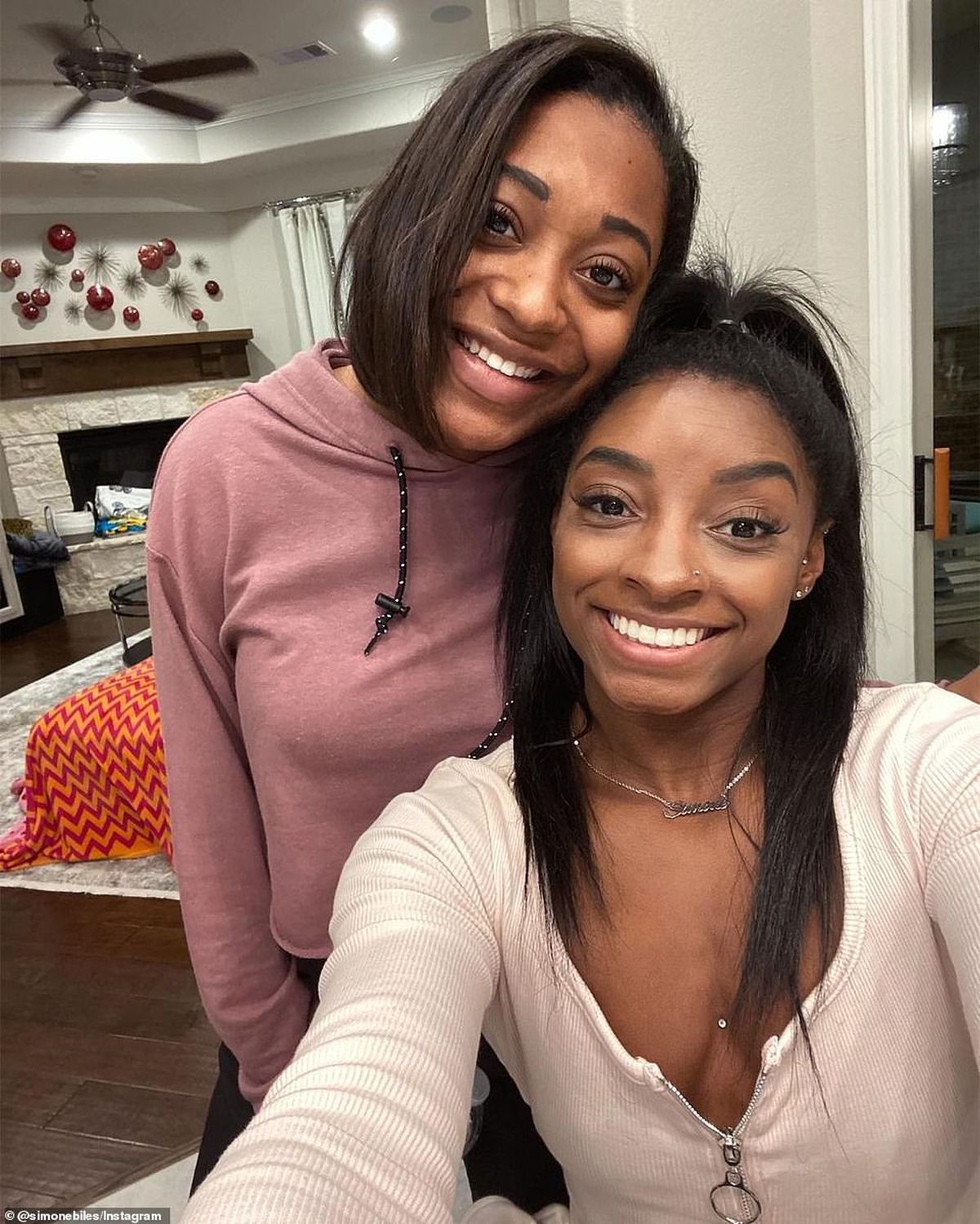 Simone Biles - casa Texas