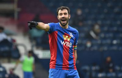 Scandal la Crystal Palace » Doi jucători s-au bătut pe teren în timpul unui antrenament!