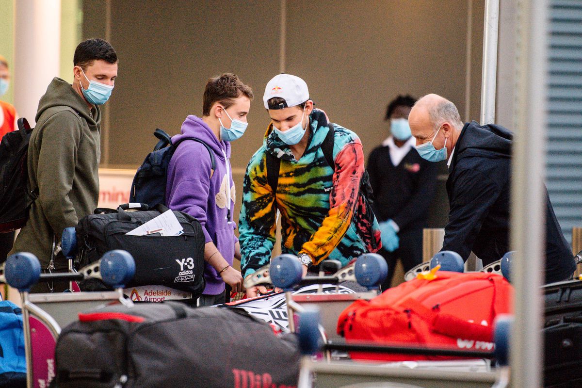 „Totul a fost făcut cu un scop” » Antrenorul numărului 36 WTA spune că oficialii au vrut să-i atragă pe jucători la Melbourne