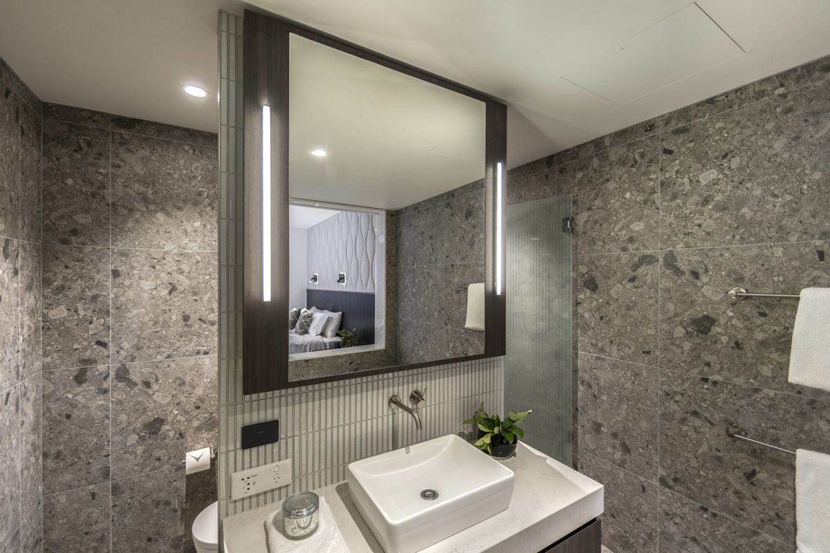 VIDEO „Simona, te-ai plictisit?” » Surpriză: Halep a fost abordată de pe un acoperiș la Adelaide. Ce a răspuns