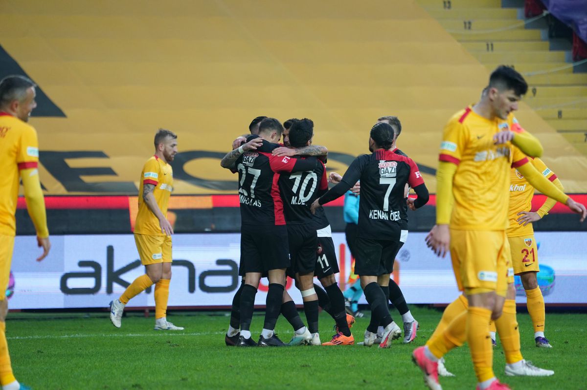 Dan Petrescu, după primul meci la Kayseri: „Nu sunt mulțumit”