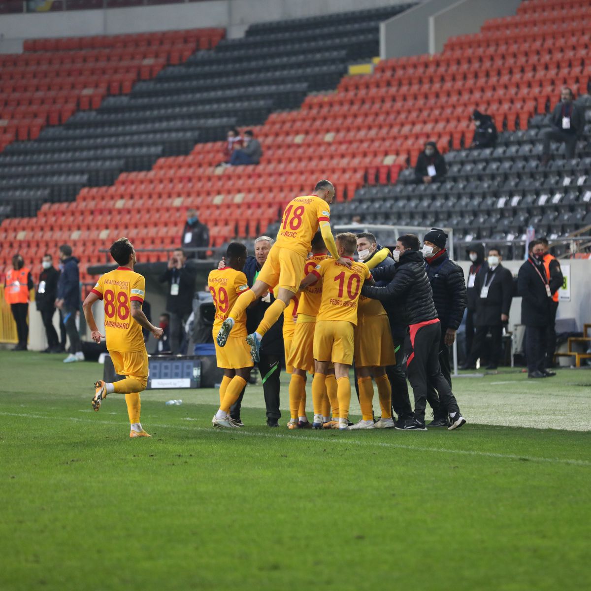 Dan Petrescu, după primul meci la Kayseri: „Nu sunt mulțumit”