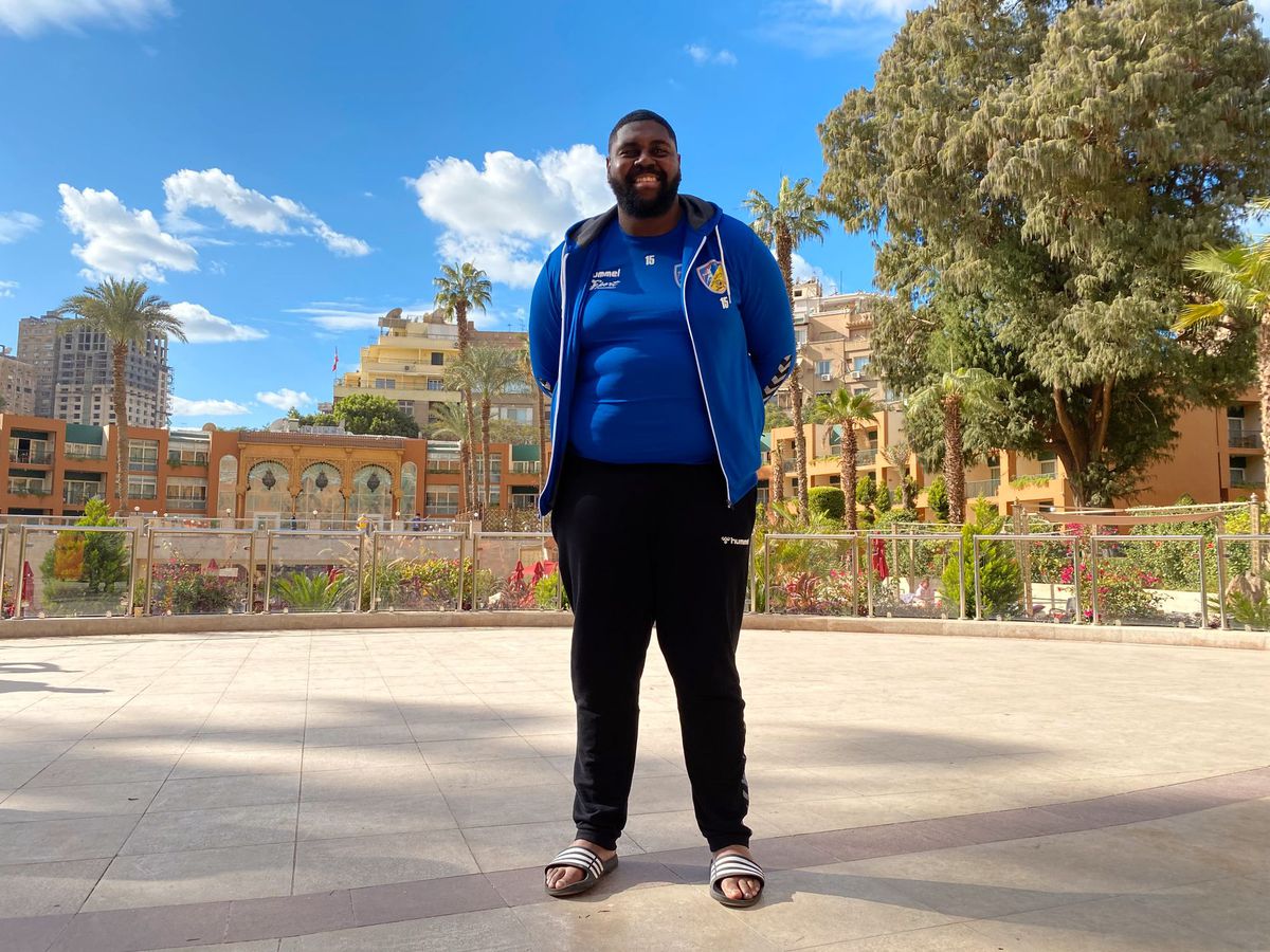 Ca de la gigant la gigant! » Ce i-a scris Shaquille O'Neal pivotului congolez care a șocat prin forma fizică lumea sportului