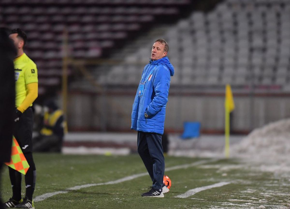 EXCLUSIV Încă doi fotbaliști aduși de Cortacero au plecat de la Dinamo: „Nu erau nici de echipa a doua”