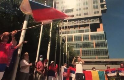 Agitație în fața Curții Federale din Melbourne » Sârbii s-au adunat din nou pentru a-l susține pe Novak Djokovic