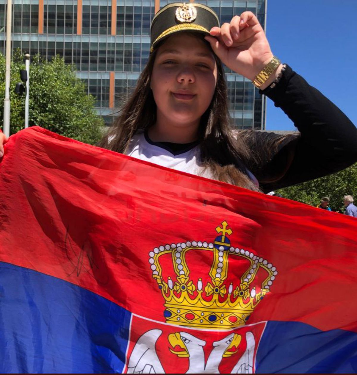 Sârbii s-au adunat în fața Curții Federale din Melbourne pentru a-l susține pe Novak Djokovic