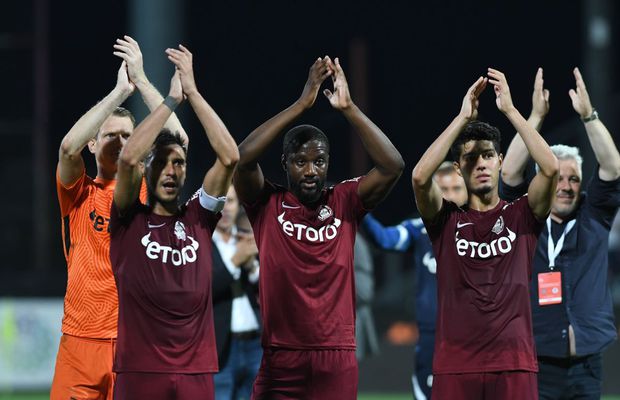 Dezvăluirile fotbalistului dat afară de Petrescu: „M-a sunat să spună că a făcut o greșeală, dar pentru mine totul s-a terminat”