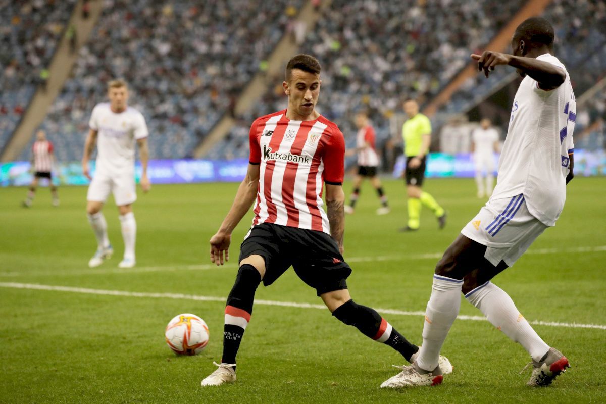 Athletic Bilbao - Real Madrid 0-2 » Supercupa Spaniei ajunge în vitrina madrilenă pentru a 12-a oară în istorie