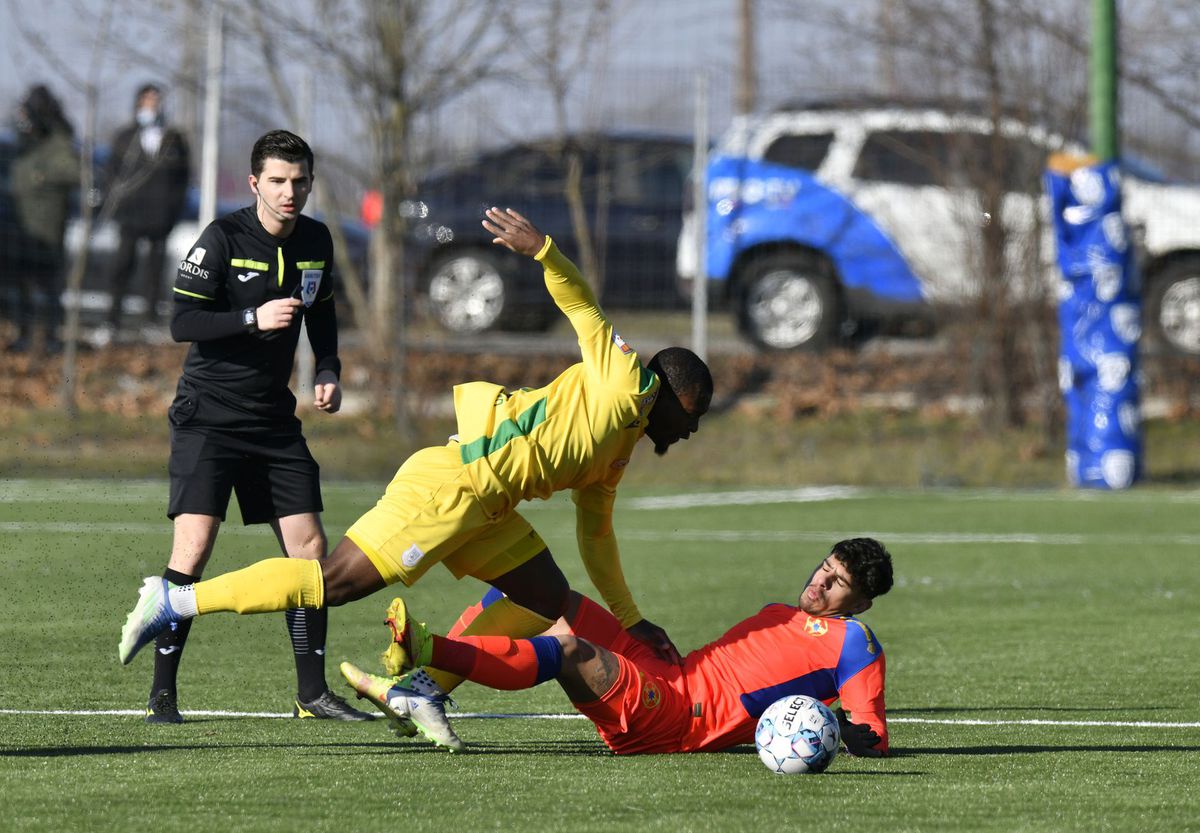 Totul pentru atac! CS Mioveni testează un vârf jamaican: a marcat deja cu Dinamo