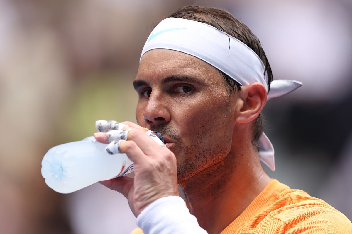 Rafael Nadal, protagonistul unui moment bizar la Australian Open: „Copilul de mingi mi-a luat racheta”