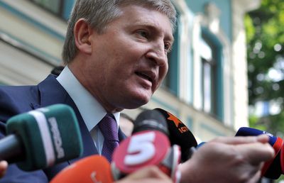 Rinat Ahmetov donează o parte din banii primiți din vânzarea lui Mykhailo Mudryk la Chelsea: „Pentru soldații ucraineni”