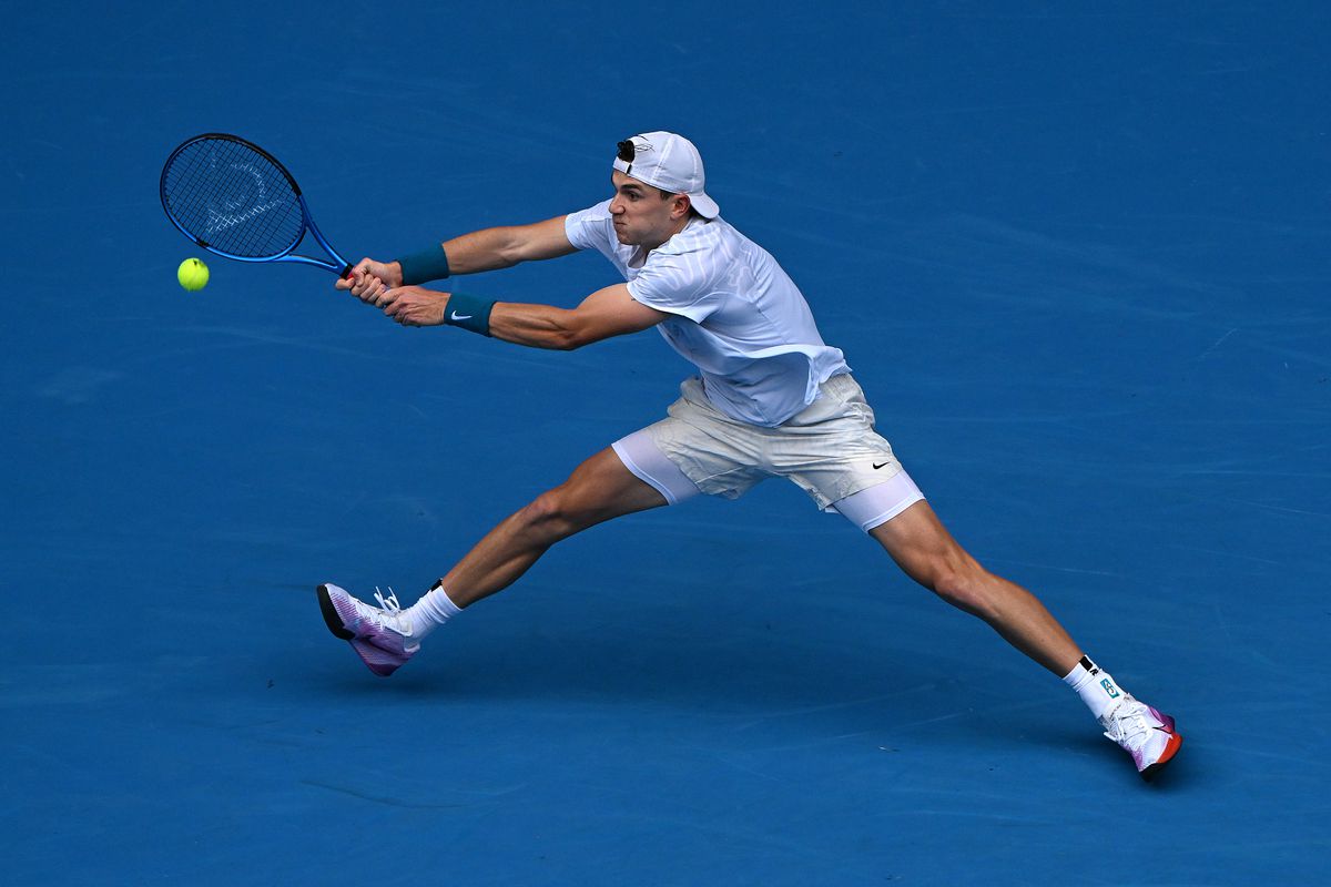 Rafael Nadal, victorie cu emoție în turul 1 la Australian Open » S-a calificat după un meci de 3 ore și 42 de minute