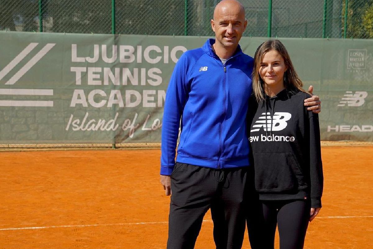 Julia Moldovan, fizioterapeuta chinezului Zhizhen Zhang, debutant la Australian Open