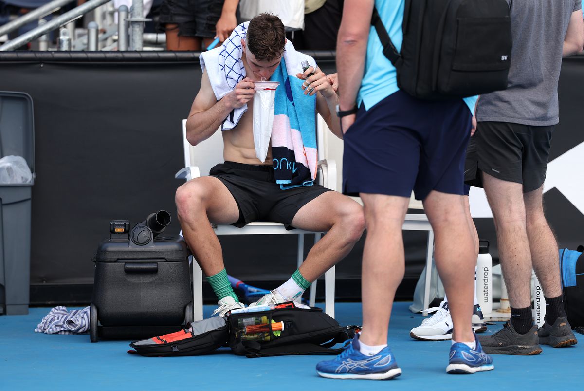 Jack Draper a vomitat după meciul din turul 1 de la Australian Open