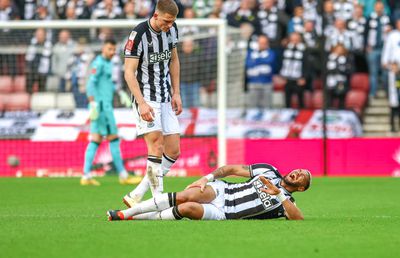 Ghinioane în serie pentru Joelinton: a fost prins băut la volan, apoi hoții i-au spart casa. Dar ultima lovitură este cea mai dură