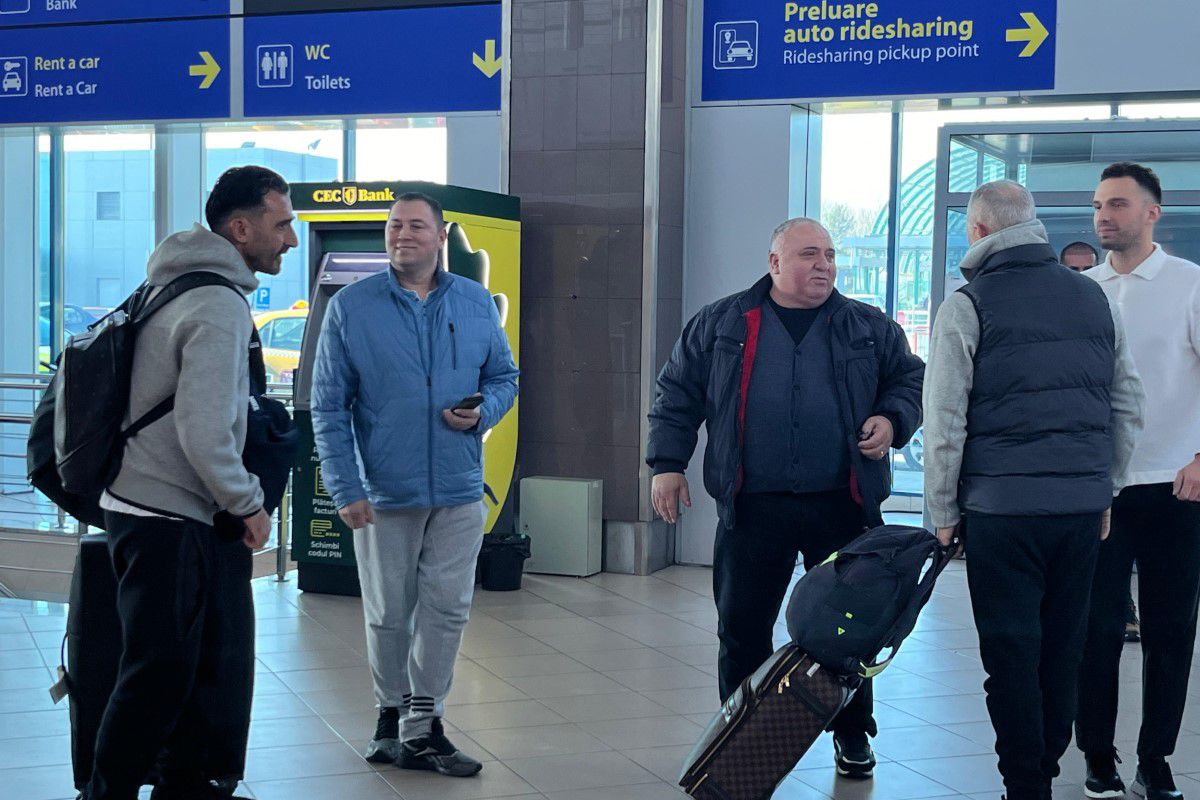 FCSB s-a întors din Antalya » Și cu brațul imobilizat, „Iron Man” Olaru n-a vrut să audă de ajutor