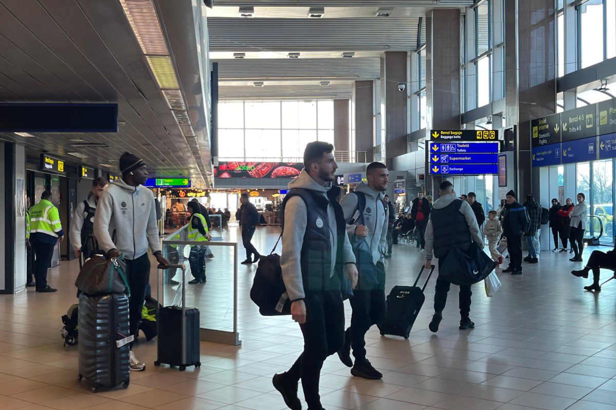 FCSB s-a întors din Antalya » Și cu brațul imobilizat, „Iron Man” Olaru n-a vrut să audă de ajutor