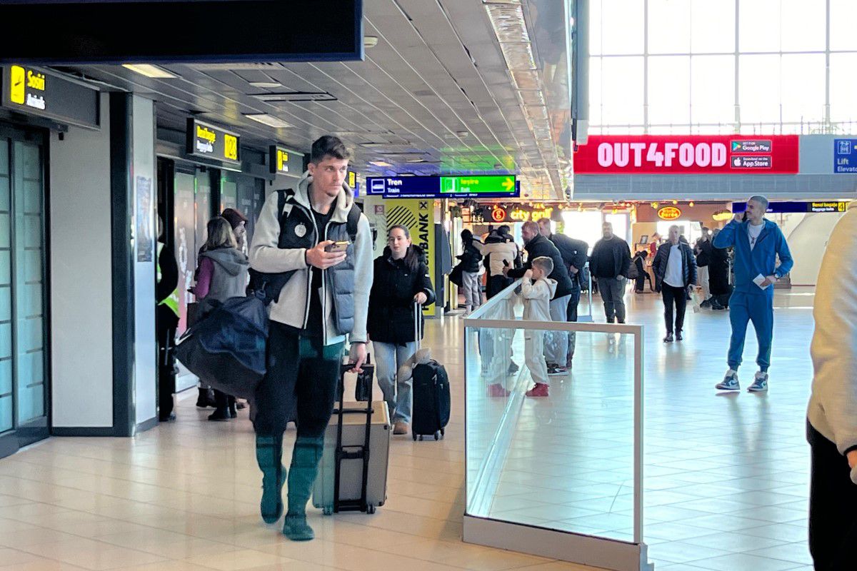 FCSB s-a întors din Antalya » Și cu brațul imobilizat, „Iron Man” Olaru n-a vrut să audă de ajutor