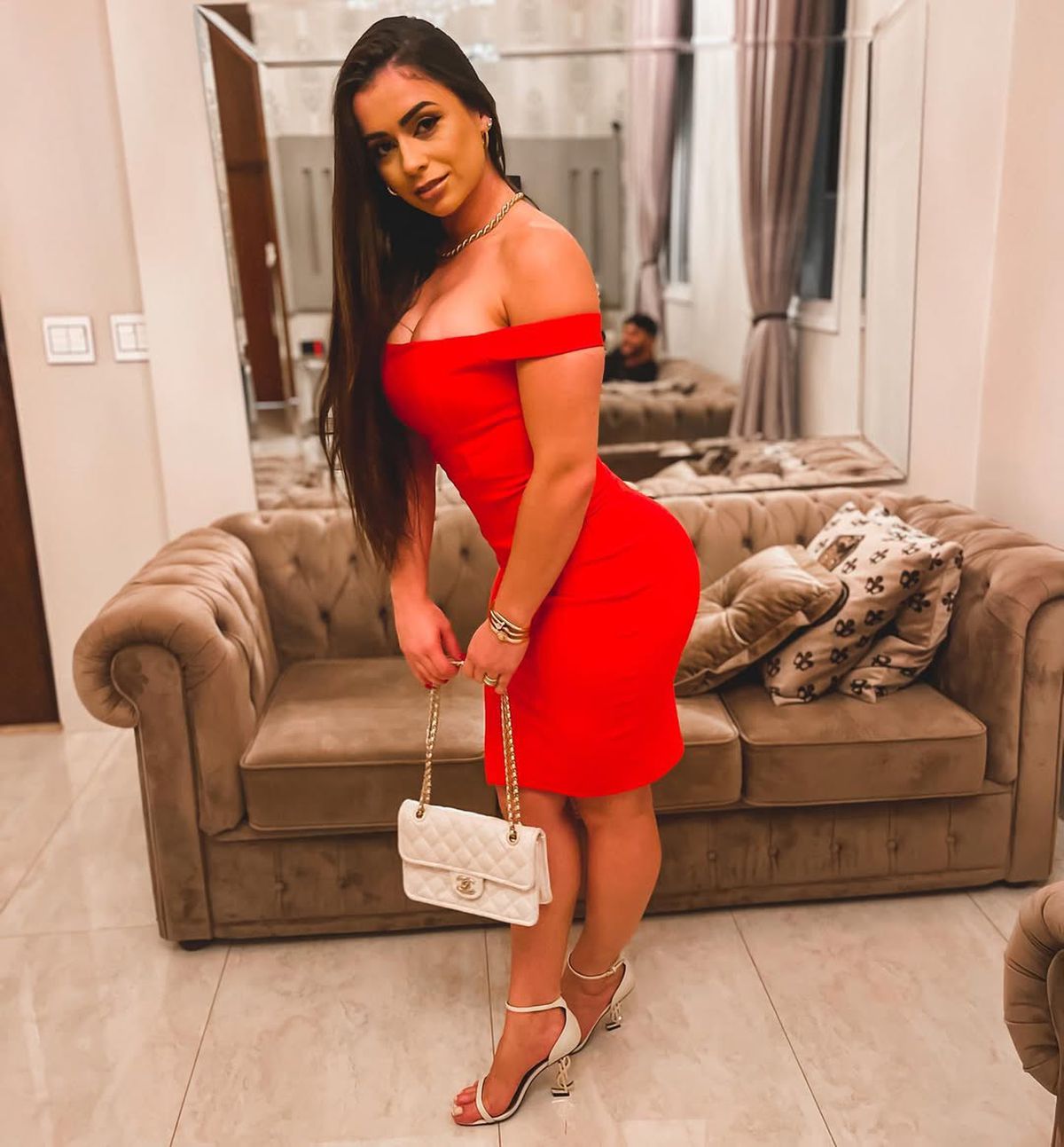 Karina Alexandre, soția lui Deyverson