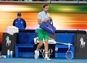 Eliminare-șoc la Australian Open 2025 » Daniil Medvedev, trimis acasă de locul 121 ATP