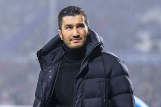 Nuri Șahin, în pericol să fie demis de la Dortmund, după cel mai prost sezon din ultimul deceniu: „Dacă vrea să înveţe, să meargă în liga a doua sau a treia” + Cine l-ar putea înlocui