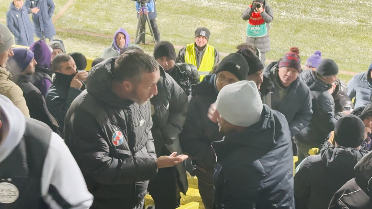 Mihai Stoica, în conflict cu spectatorii la Argeș - FCSB