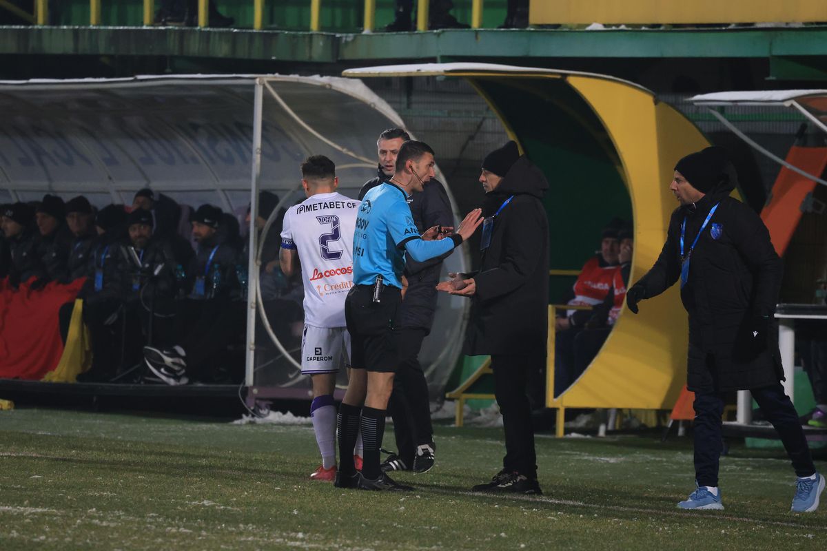 Sandu Boc știe ce nu funcționează la FCSB! Teorie surprinzătoare despre chinurile campioanei: „Sunt puțin dezamăgit”