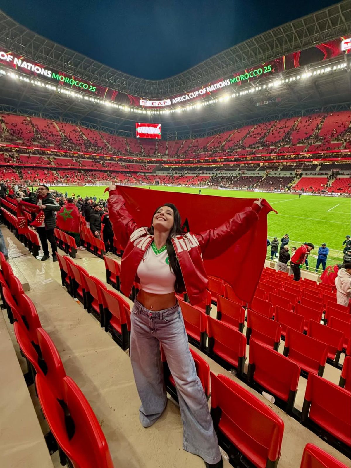 Vedeta lui PSG s-a îndrăgostit de o fostă studentă la științe politice, care a renunțat la școală pentru ... dansuri orientale