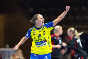 Căpitanul naționalei a semnat cu CSM București: „Unul dintre cei mai buni pivoți de la Mondial”