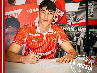 A ajuns în București și a semnat: Dinamo a bifat transferul #2