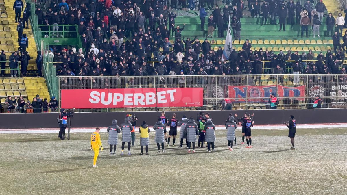 Imagini de la finalul meciului FC Argeș - FCSB