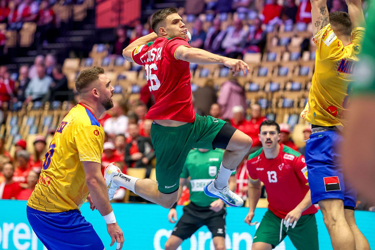 După debutul nefericit la Euro 2026, selecționerul Buricea a insistat pe un aspect: „Din acel moment, România va deveni o echipă foarte bună!”