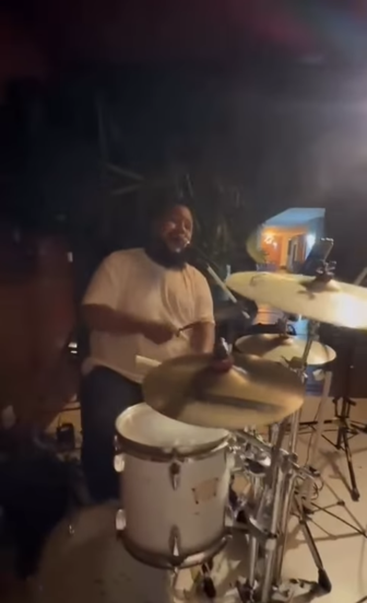 Adriano a devenit din nou viral pe rețelele sociale