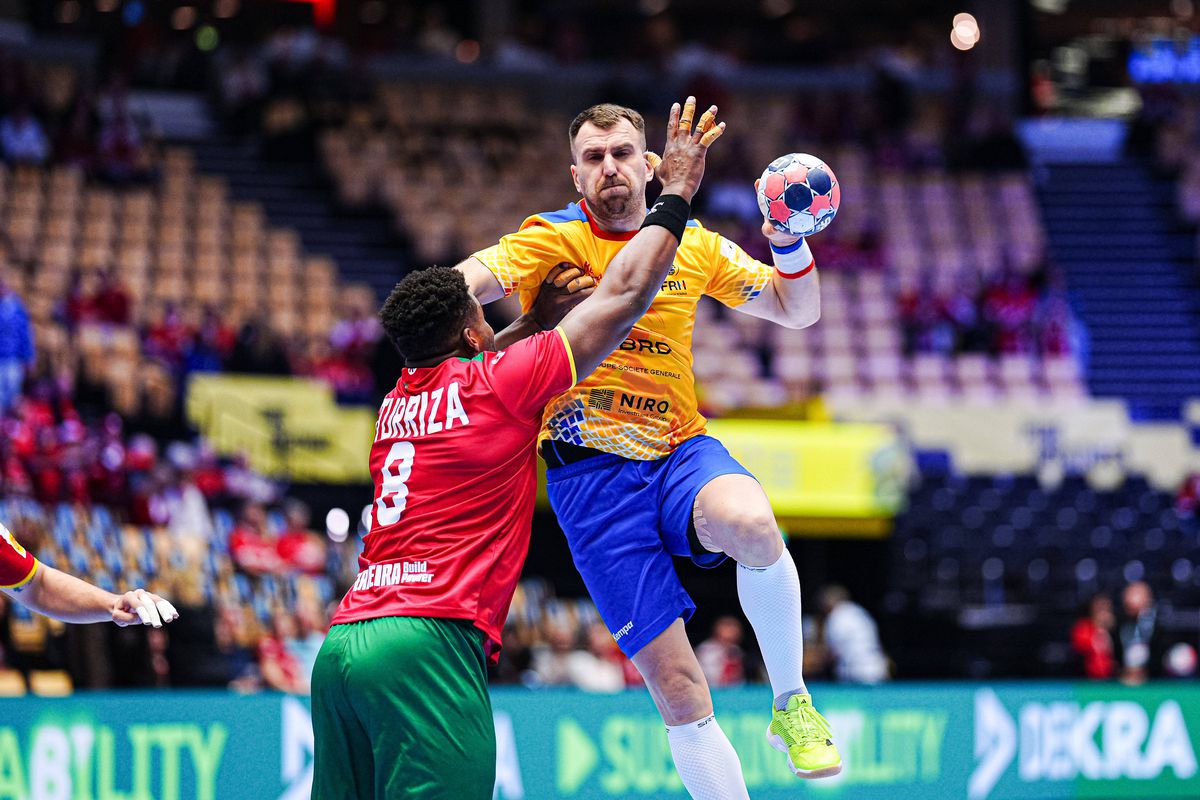 România nu s-a făcut de râs contra Portugaliei! Spectacol cu 74 de goluri la debutul în grupa de la Euro 2026 de handbal